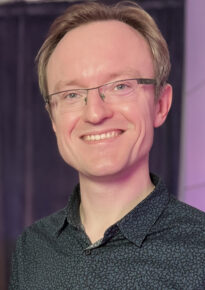 dr Tomasz Miller