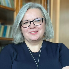 prof. Małgorzata Guzowska