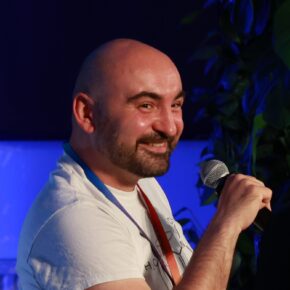 Dr Maciek Wielgus