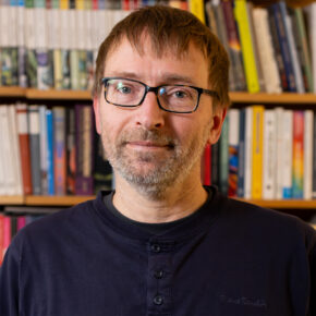 prof. Piotr Grochowski