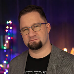 dr&nbsp;Bartosz Naskręcki