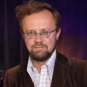 prof.&nbsp;Błażej Brzostek